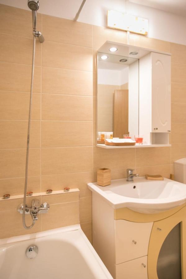 Golden Apartment Baneasa Бухарест Екстер'єр фото