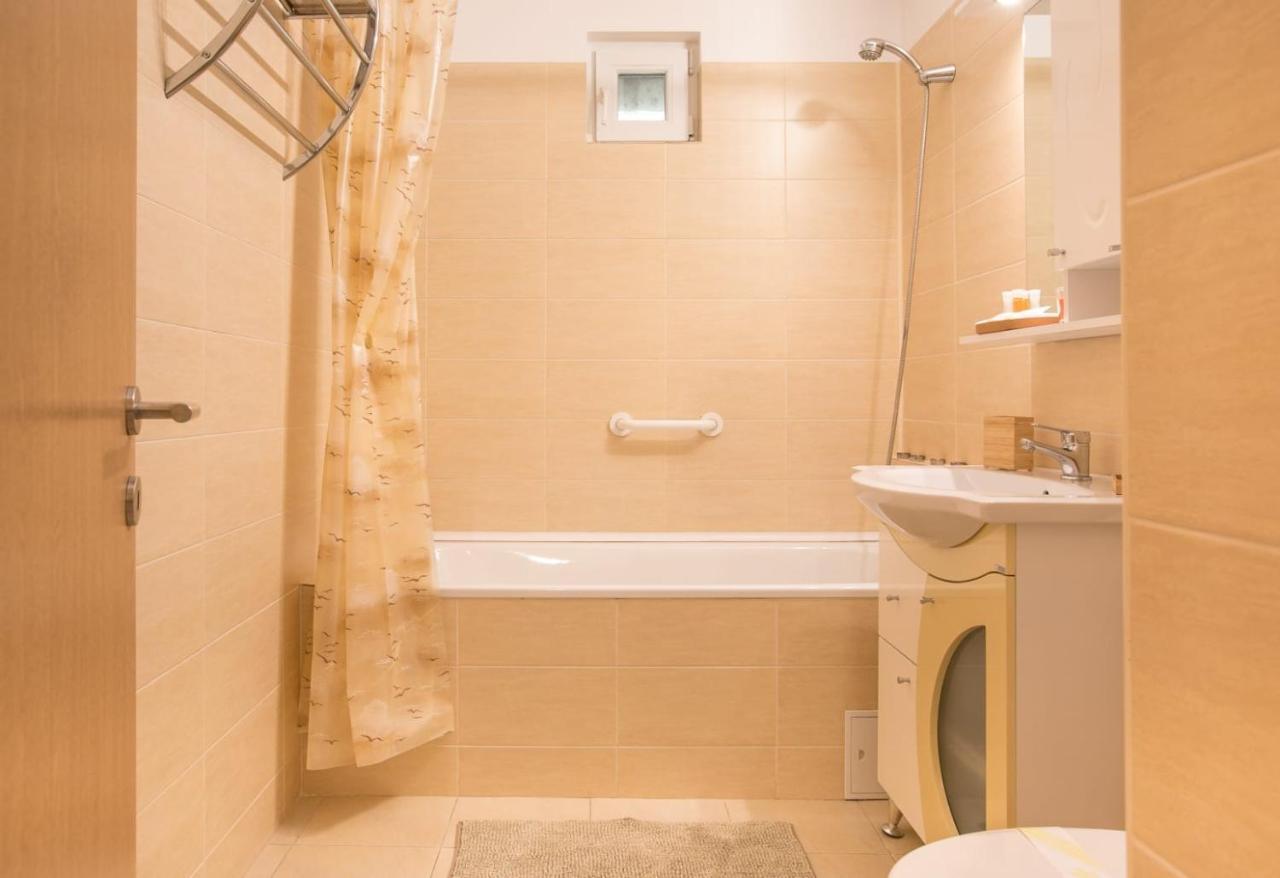 Golden Apartment Baneasa Бухарест Екстер'єр фото